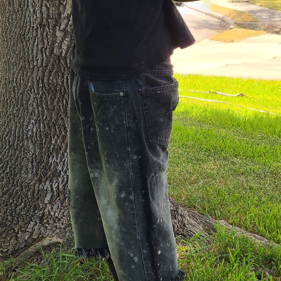 Levi's distressed 505 jean shorts size 34 - Picture 4 of 10